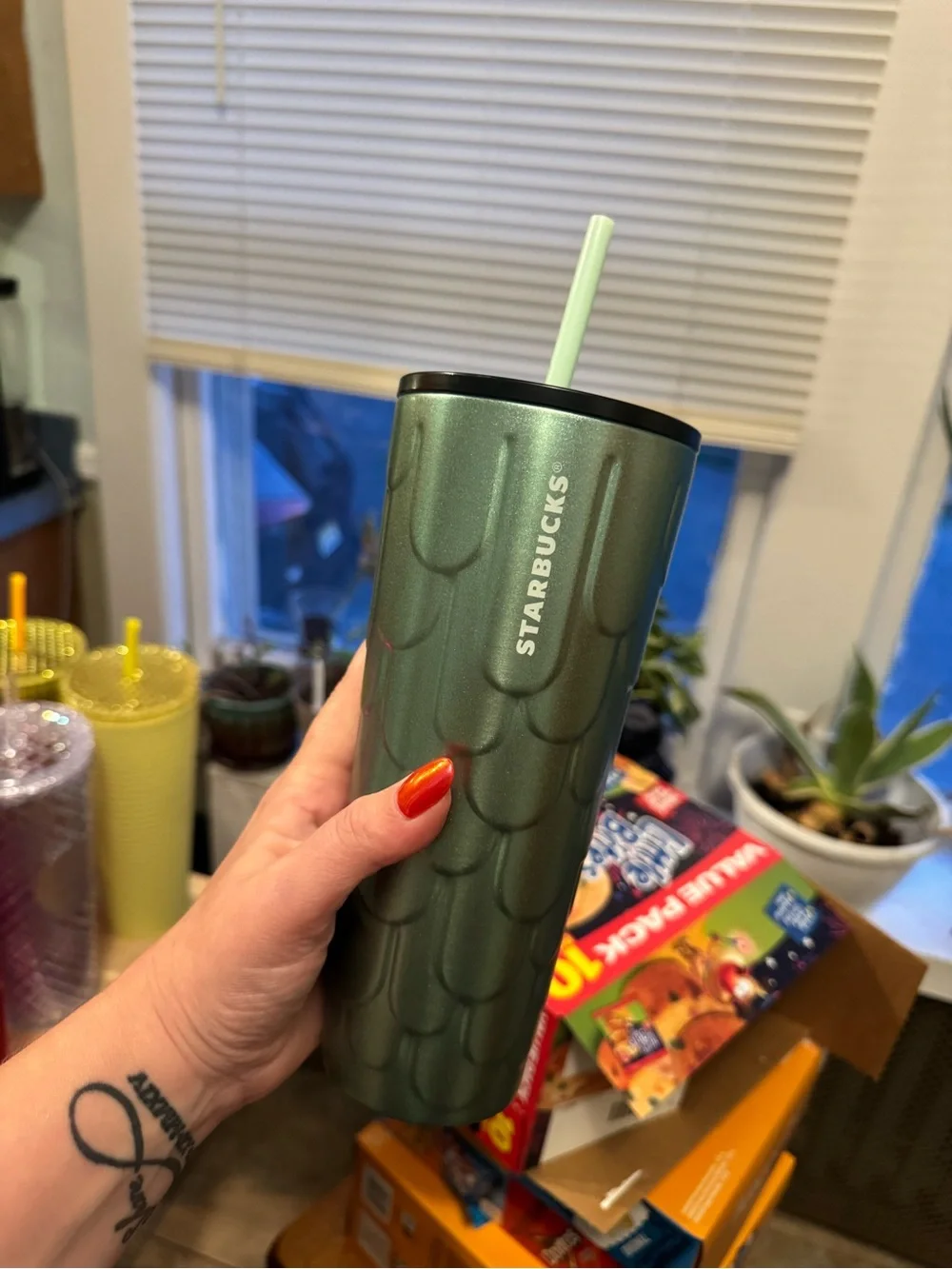 Starbucks Metallic Emerald Green Textured Tumbler with Light Green Straw